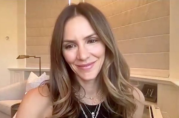 “La parte difícil de la gira es, en realidad, no dormir muy bien”, le dice en exclusiva a Flash de Fama.Página seis