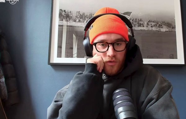 Posteriormente, el 20 de abril, Wilson declaró a los oyentes del podcast que "no había ninguna coincidencia".Muéstrame algo Sophie Cunningham y West Wilson/YouTube