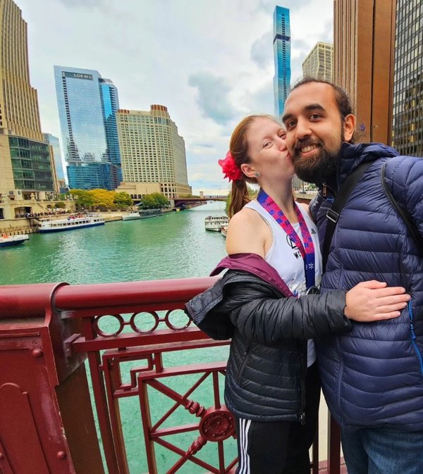 Admitió que no sabía si podría dejar el hábito a pesar de que Josh se mudó a Portland desde el Reino Unido para estar con ella.Instagram/Catie Norboe