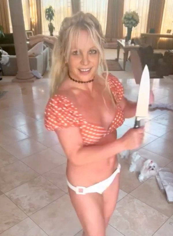 Pero según Sneider, otra mujer de su sección dejó claro que le tenía miedo a la cantante (en la foto, en un vídeo de Instagram de 2023).Britney Spears/ Instagram