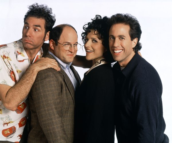 La serie “Seinfeld” (en la imagen superior se puede ver una foto del reparto) se emitió durante 9 temporadas, desde 1989 hasta 1998, y Louis-Dreyfus se llevó el premio Emmy a la Mejor Actriz de Reparto en una Serie de Comedia en 1996.©Castle Rock Entertainment/Cortesía de Everett Collection