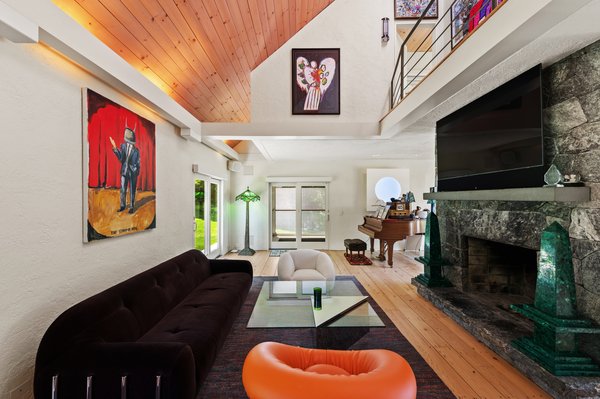La antigua estrella de “Saturday Night Live” compró la casa por 2 millones de dólares en junio de 2023.Ginnel x Modern Angles