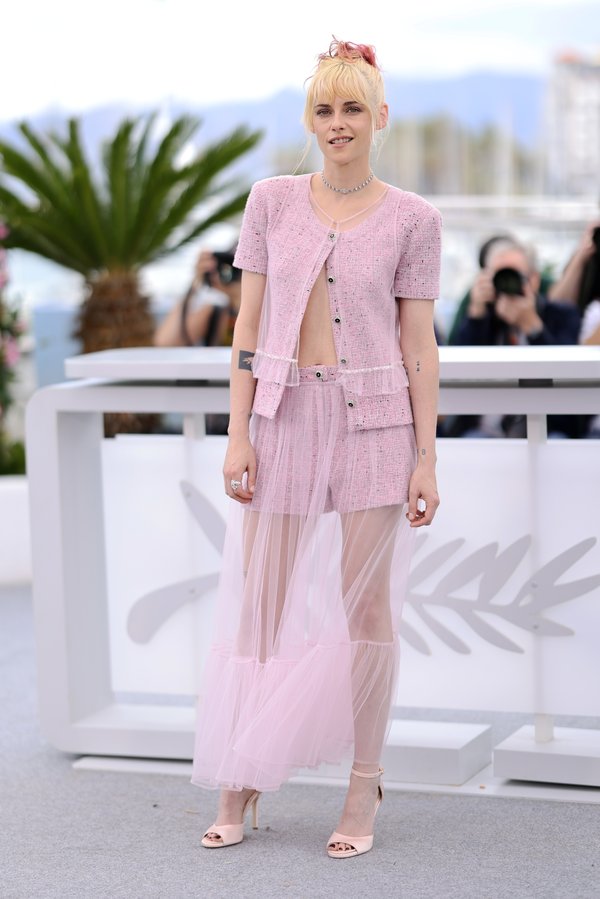 Kristen Stewart también puso a prueba los límites del código de vestimenta el año pasado.Imágenes de Getty