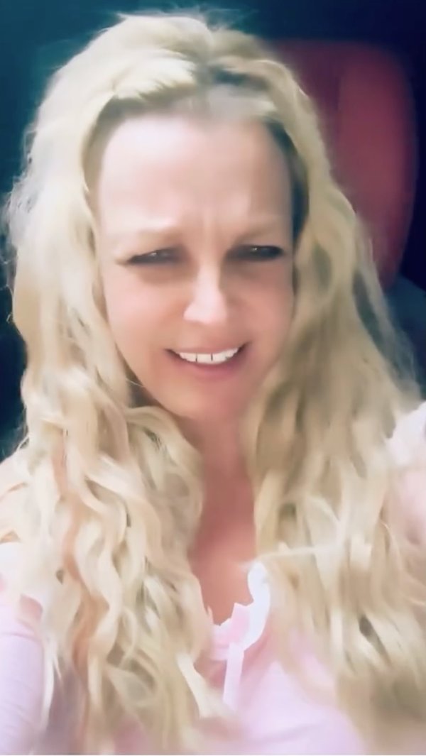 “¡Joder, sí, granizado! ¡Sí, tío, sí!”, gritó.Britney Spears/ Instagram