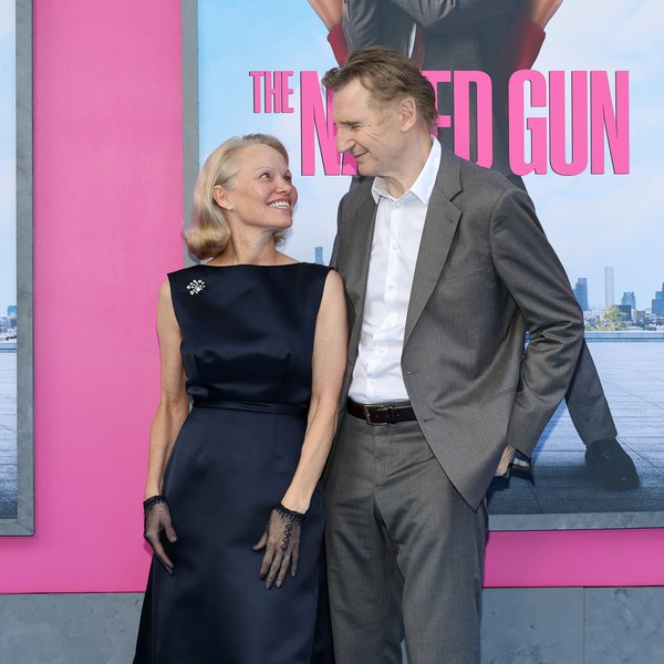 Pam Anderson y su coprotagonista Liam Neeson asistieron al estreno en Nueva York de “The Naked Gun” el 28 de julio de 2025.Imágenes de Getty