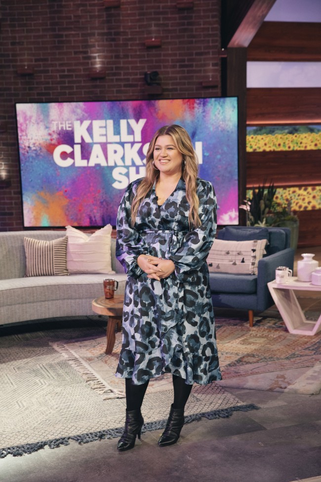 Kelly Clarkson hablando sobre The Kelly Clarkson Show