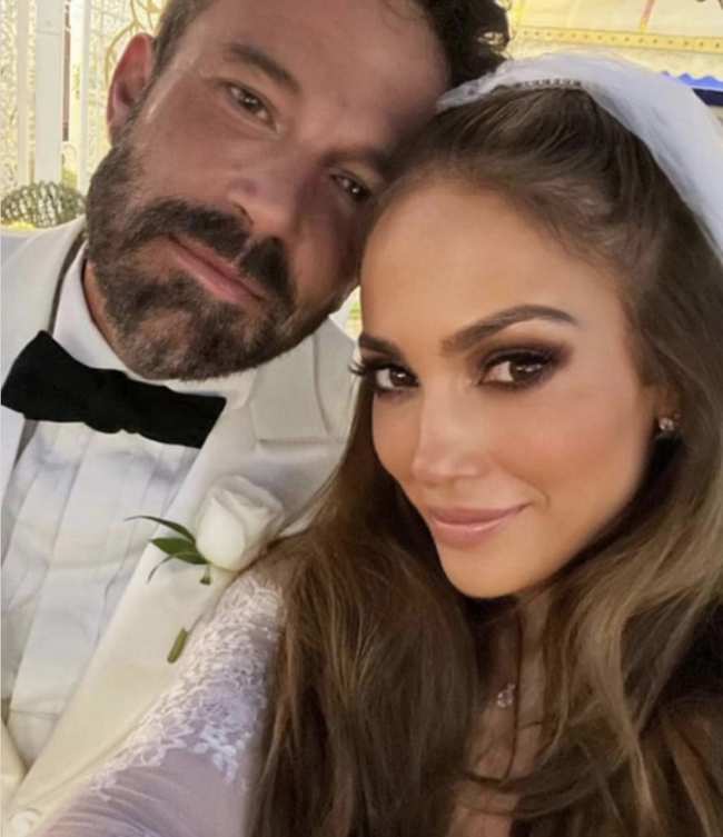 Ben y Lopez se casaron el mes pasado en Las Vegas solo con sus hijos a su lado