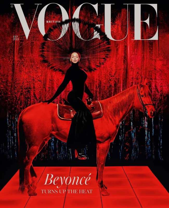 Beyoncee lucio un tocado de Harris Reed en la portada de Vogue britanica