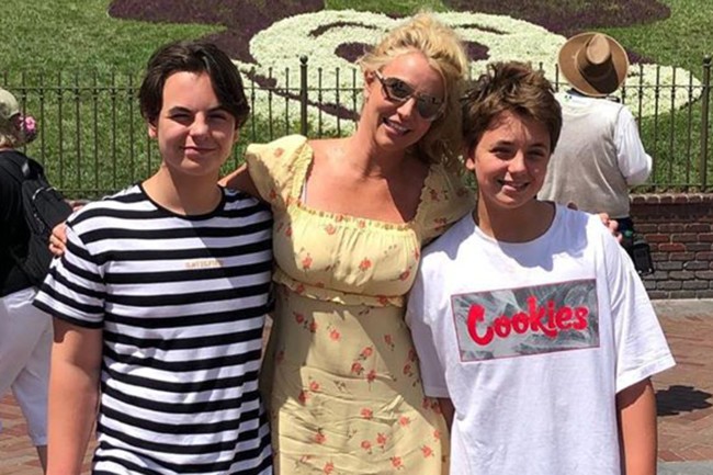 Los hijos de Britney Spears la han estado evitando segun su ex Kevin Federline