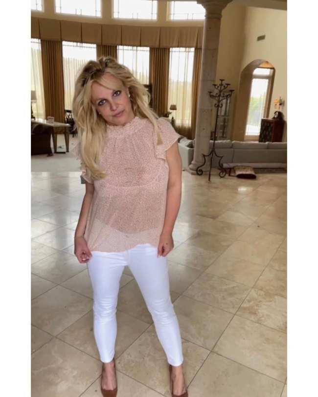 Despues de ser liberada Britney prometio demandar a Tri Star en una publicacion de Instagram eliminada desde febrero de 2022