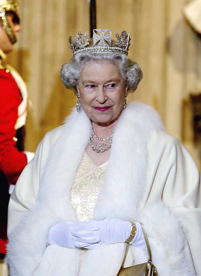 A la reina Isabel II quien murio el 8 de septiembre a la edad de 96 anos le encantaba un poco de ostentacion