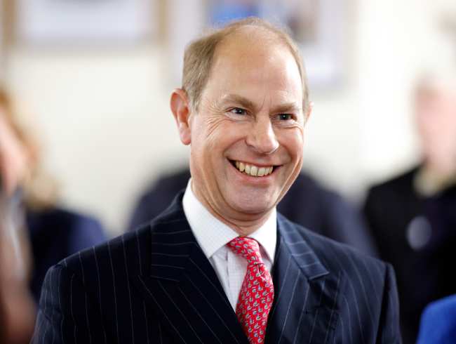 Depende de Carlos otorgar el titulo de Duque de Edimburgo al Principe Eduardo