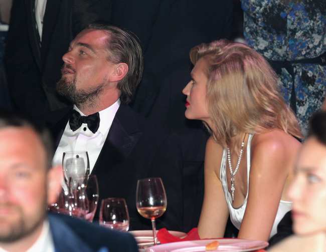 Leonardo DiCaprio y Toni Garrn asistieron a un acto benefico en Francia en 2014