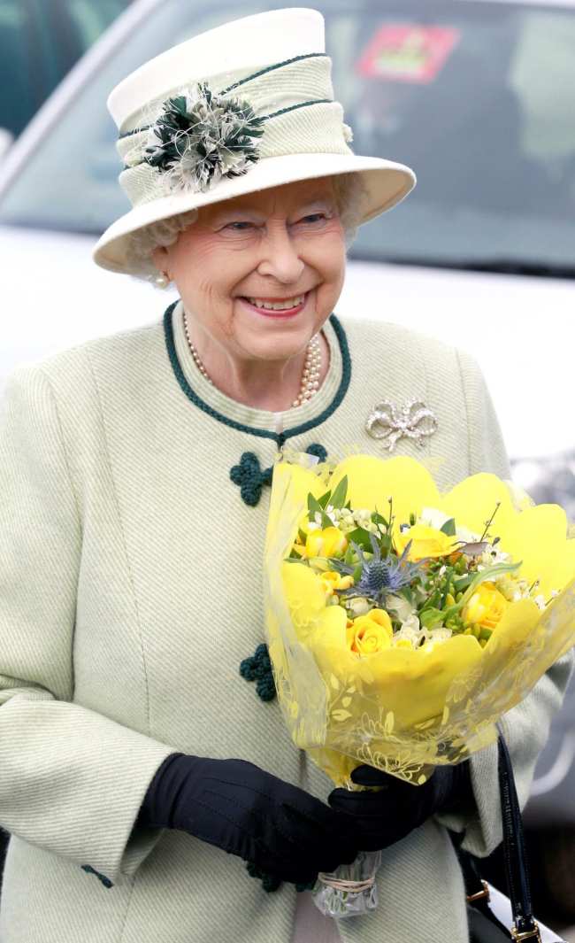 La reina Isabel II y el duque de Edimburgo visitan Kings Lynn