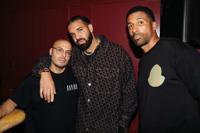 Drake tambien asistio al cumpleanos de Akiva