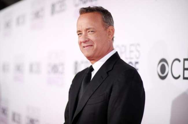 Tom Hanks dice que se vio obligado a enfrentar su sindrome del impostor cuando trabajaba con el difunto Paul Newman
