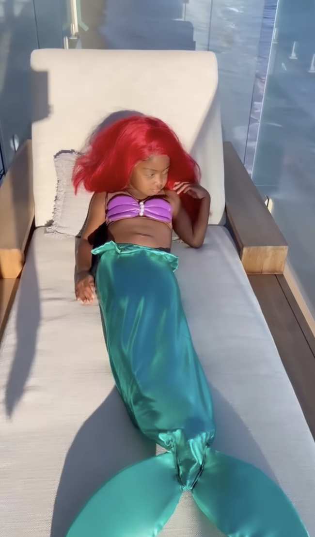 Gabrielle Union compartio un adorable video de su hija Kaavia disfrazada de Ariel de La Sirenita