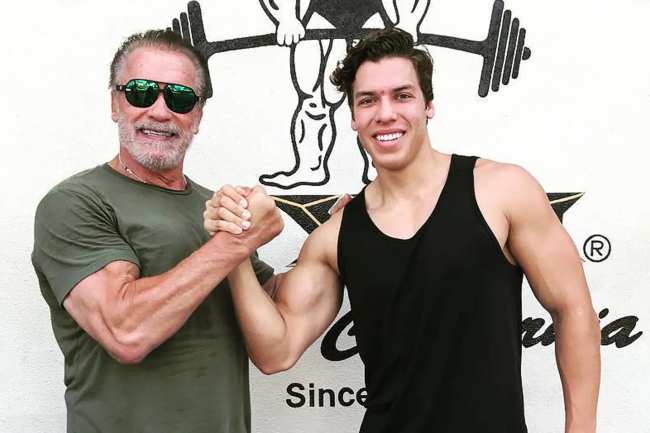             Joseph Baena hablo con Page Six sobre como fue canalizar al padre Arnold Schwarzenegger como Hercules para Disney Night en Dancing With the Stars           