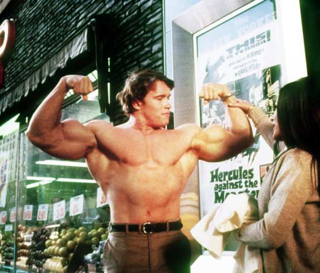 HERCULES EN NUEVA YORK desde la izquierda Arnold Schwarzenegger Deborah Loomis 1970 HRNY 00693982