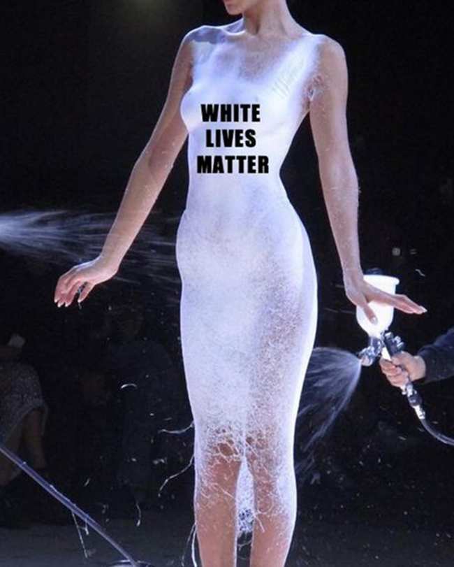 Bella Hadid edito para usar un vestido de White Lives Matter