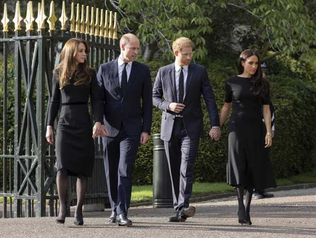 Los Sussex se reunieron con el principe William y Kate Middleton en medio de un drama familiar despues de la muerte de la reina Isabel II