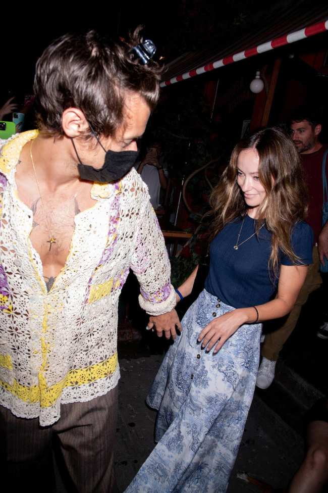 Harry Styles y Olivia Wilde abandonan el restaurante Rubirosa en Nueva York