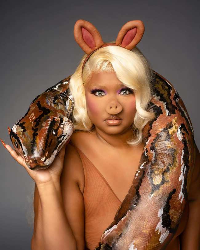              Lizzo called Miss Piggy her forever icon            