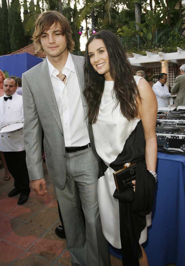              Moore estuvo casada anteriormente con Ashton Kutcher de 2005 a 2013            