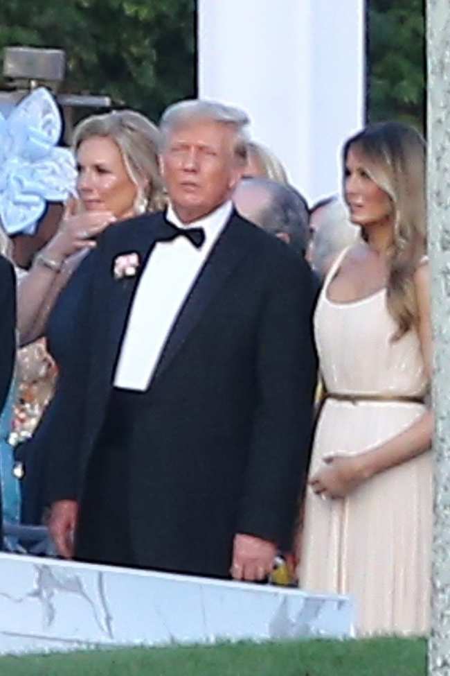              Donald y Melania Trump en la ceremonia             