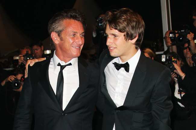 Sean Penn y su hijo Hopper