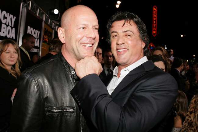              Sylvester Stallone ha publicado una actualizacion desgarradora sobre su viejo amigo Bruce Willis            