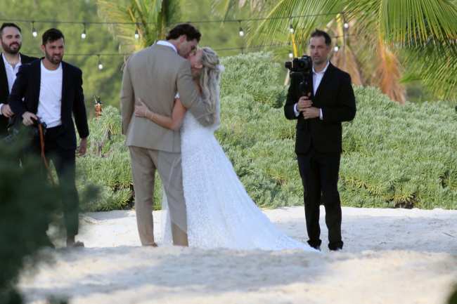 Madison LeCroy y Brett Randle el dia de su boda