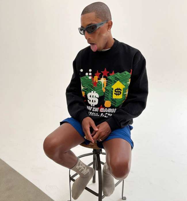              Sources say Pharrell was at the art show for about an hour            