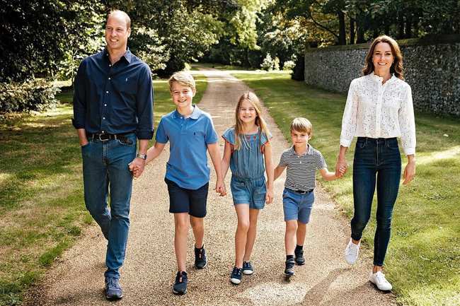 El principe William Kate Middleton el principe George la princesa Charlotte y el principe Louis