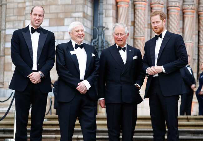              El duque de Sussex afirma que su padre le dijo que no habia suficiente dinero para Markle ya que la familia real ya estaba apoyando al principe William y Kate Middleton            