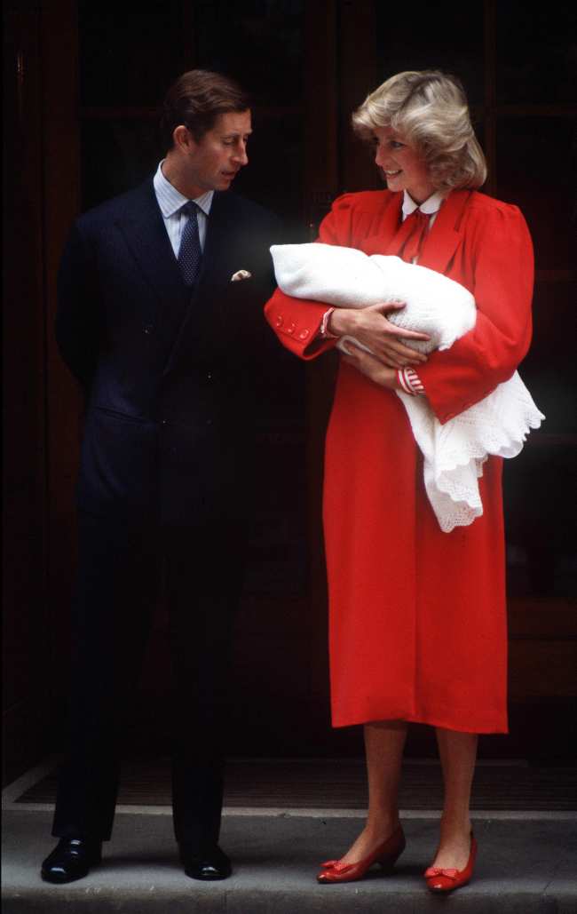              Hubo rumores de que el amigo de la princesa Diana era el verdadero padre de Harry             