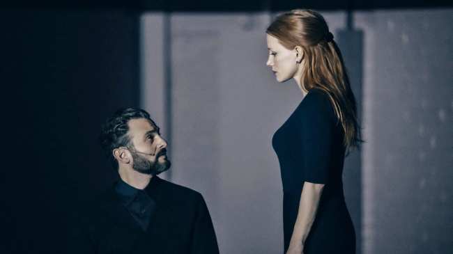 Moayed protagoniza junto a Jessica Chastain A Dolls House