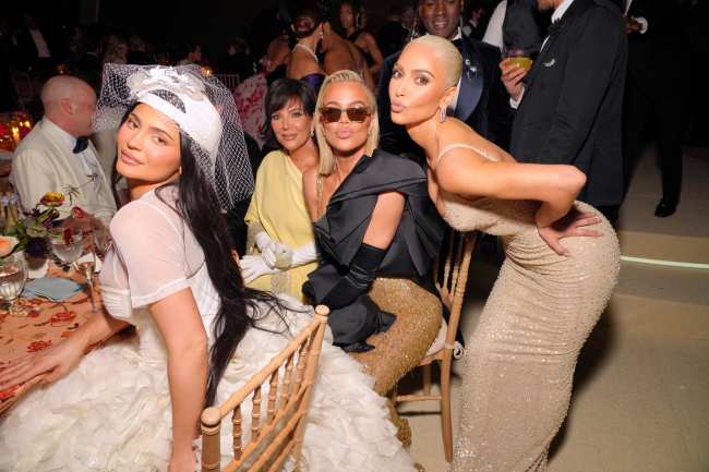              Toda la familia KardashianJenner estuvo en la lista de invitados en la Met Gala del ano pasado             