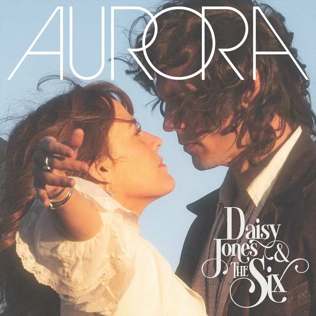              El atuendo de Daisy en la portada del album Aurora se inspiro directamente en Nicks            