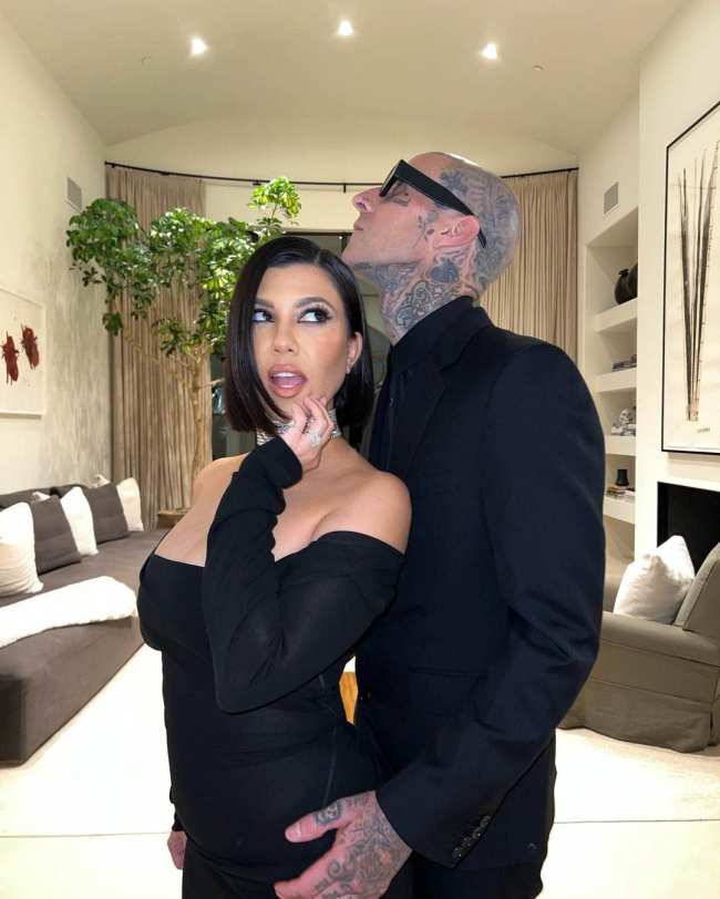              Kardashian y su esposo Travis Barker han sido abiertos sobre querer expandir su familia            