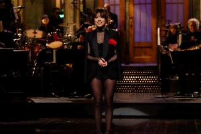 Jenna Ortega presenta Saturday Night Live
