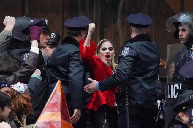 Lady Gaga fue fotografiada filmando la secuela de Joker en las calles del centro de Manhattan