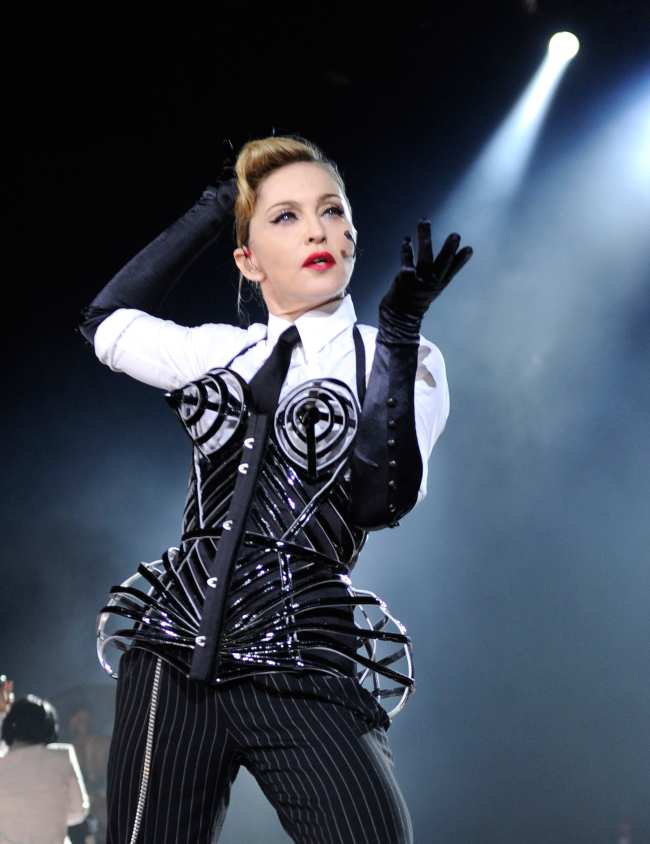              Madonna revivio el estilo durante su gira MDNA en 2012            