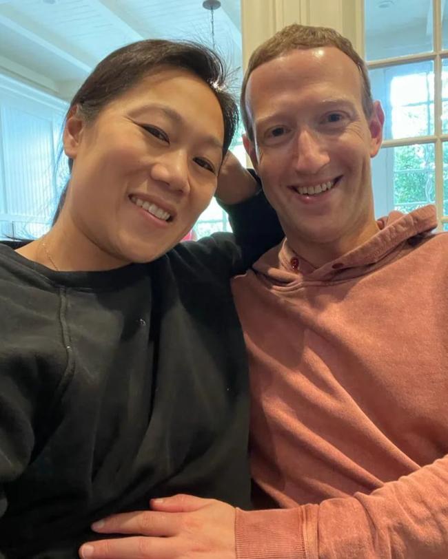 Zuckerberg debuto con la barriga de bebe de Chan en septiembre a traves de Instagram