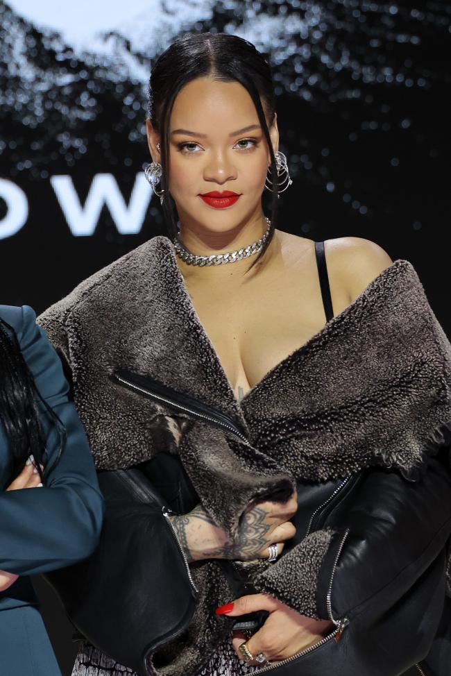 Rihanna wearing Maria Tash earrings