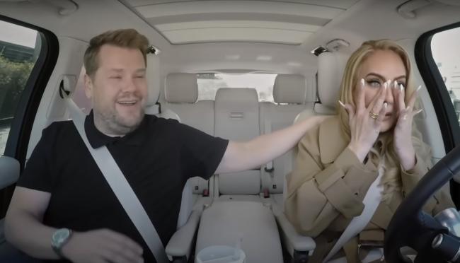 La pareja se emociono durante el segmento final de Carpool Karaoke de James Corden