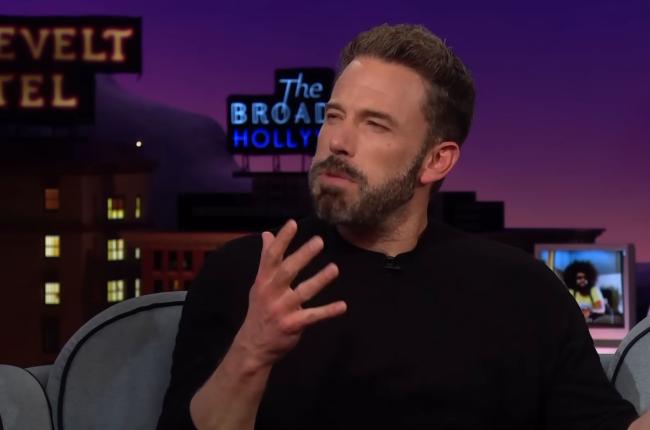 Ben Affleck afirma que Matt Damon era un companero de cuarto sucio que no limpiaba lo que ensucia