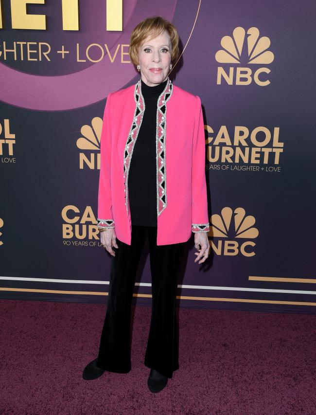 La estrella de Carol Burnett Show dijo que estaba encantada de estar relacionada con Saturday Night Live alumbre