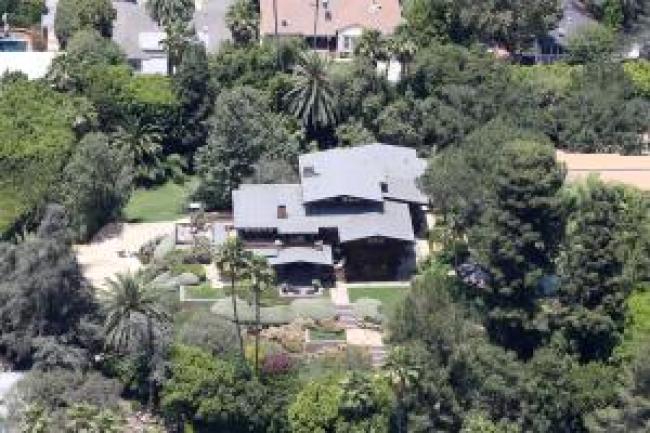 Vista aerea de la casa de Brad Pitt en Los Feliz