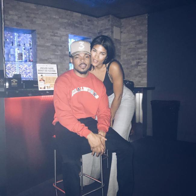 Chance the Rapper y su esposa Kirsten Corley estan bien despues de que lo vieran bailando con una mujer en Jamaica